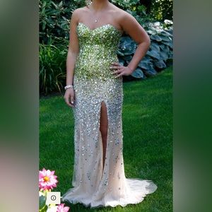 Jovani Crystal Rhinestone Green/Champagne Strapless Prom/Formal Gown size 2